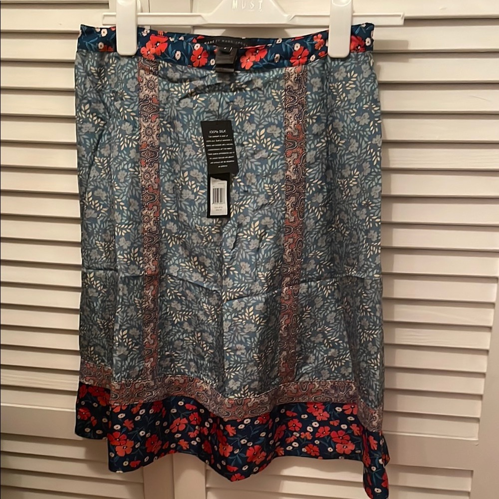 Marc By Marc Jacobs multi color  silk skirt length 23 inch a line